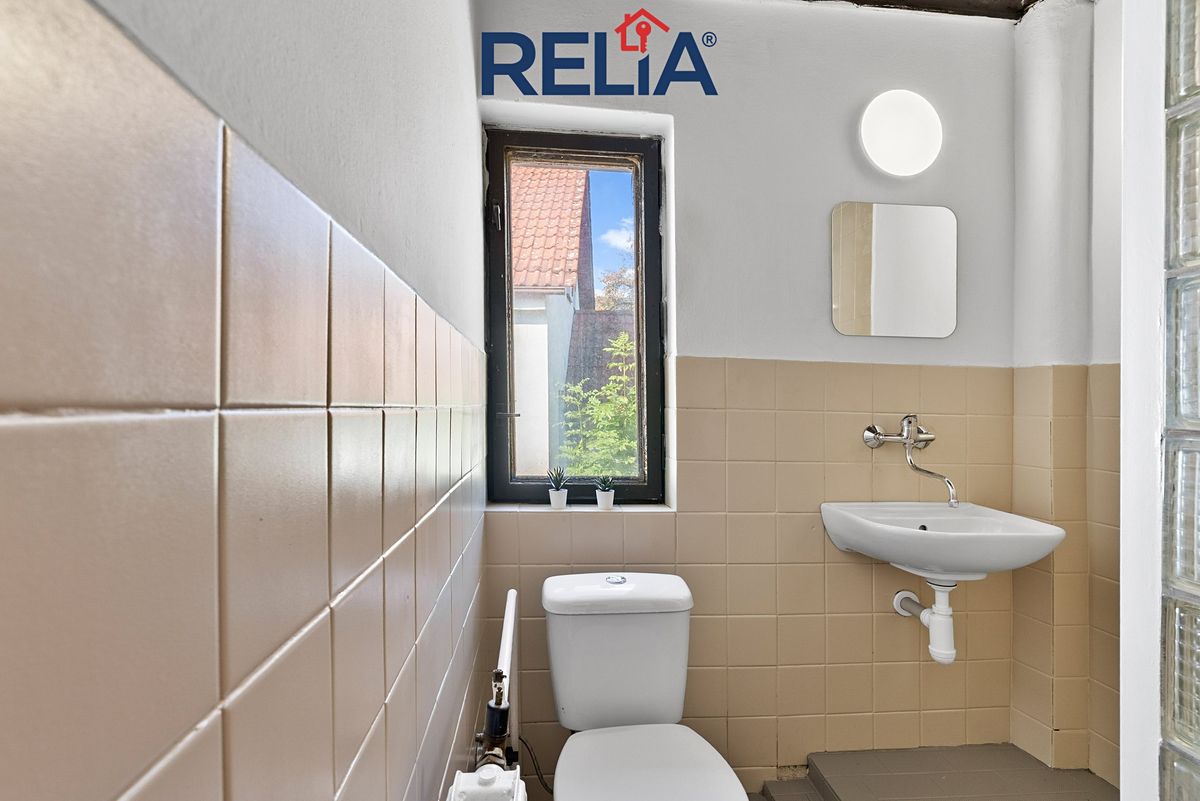 Prodej rodinného domu 231 m², pozemek 498 m² – fotografie 5