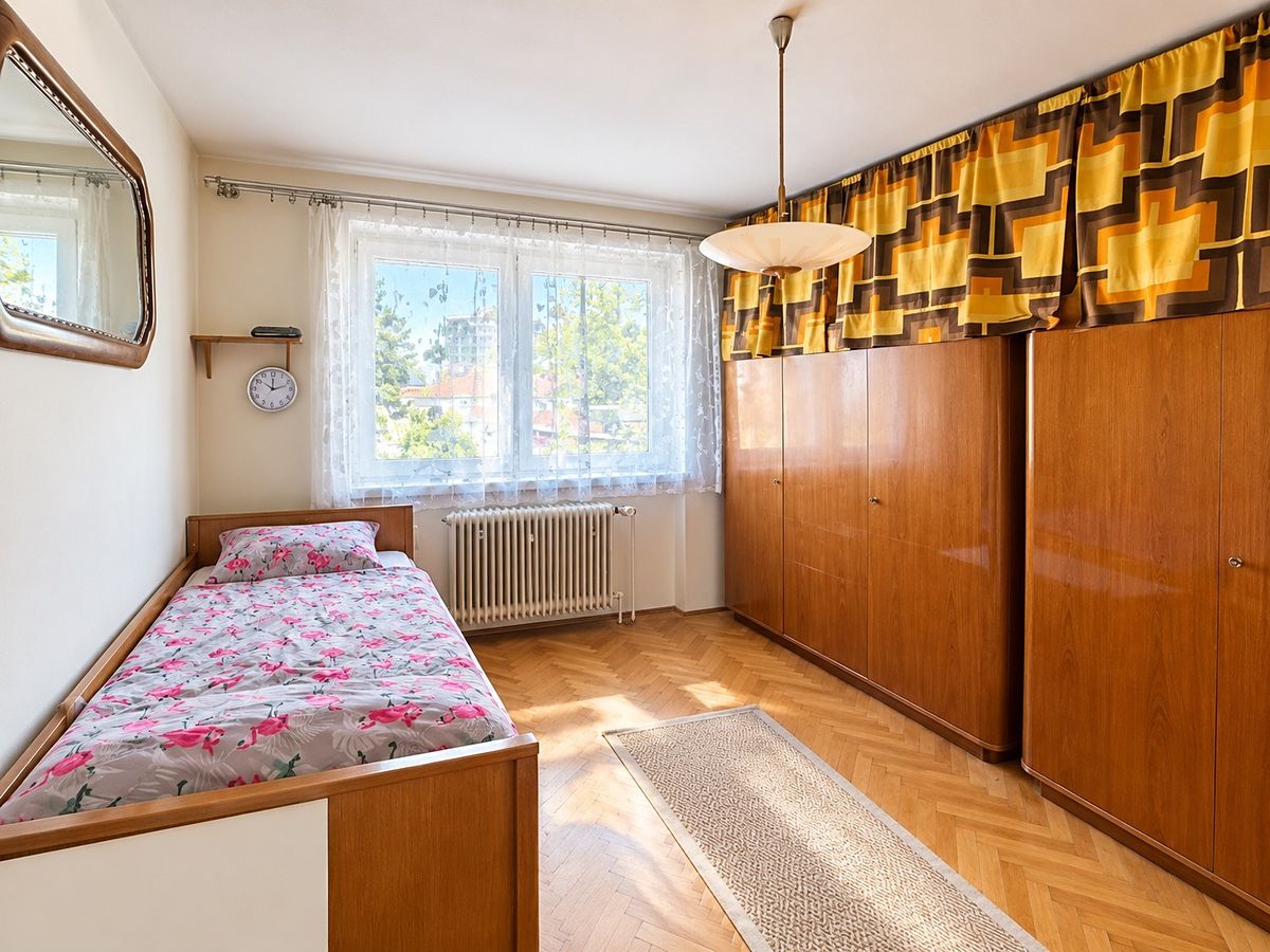 Prodej rodinného domu 200 m², pozemek 503 m² – fotografie 4