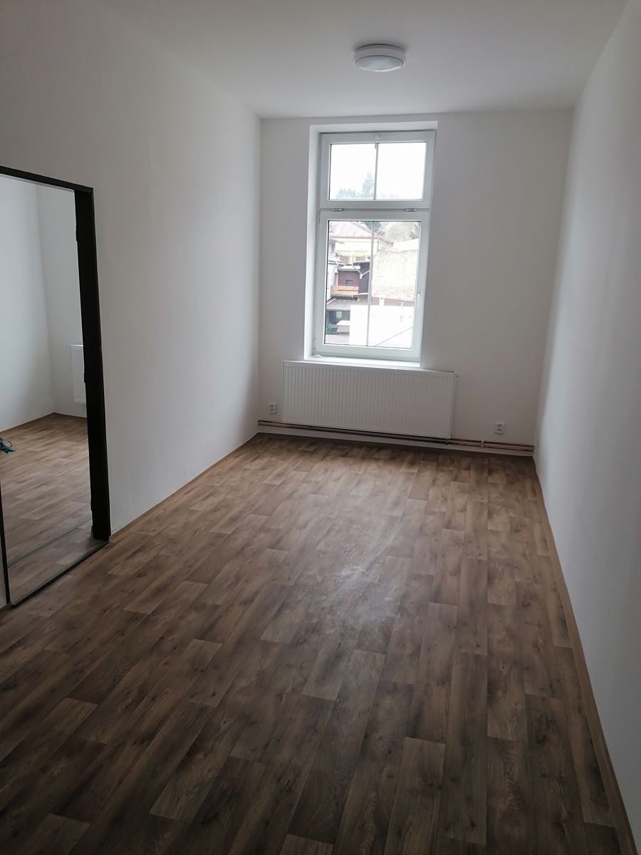 Pronájem bytu 3+kk 80 m² – fotografie 4