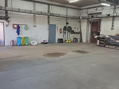 Pronájem skladového prostoru 120 m²