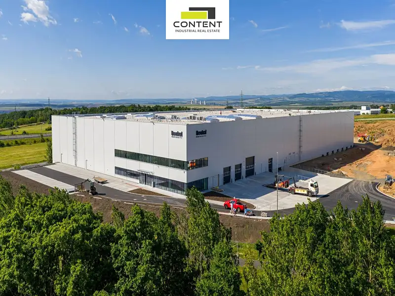 Pronájem skladového prostoru 11500 m², Chomutov – náhled fotky 2