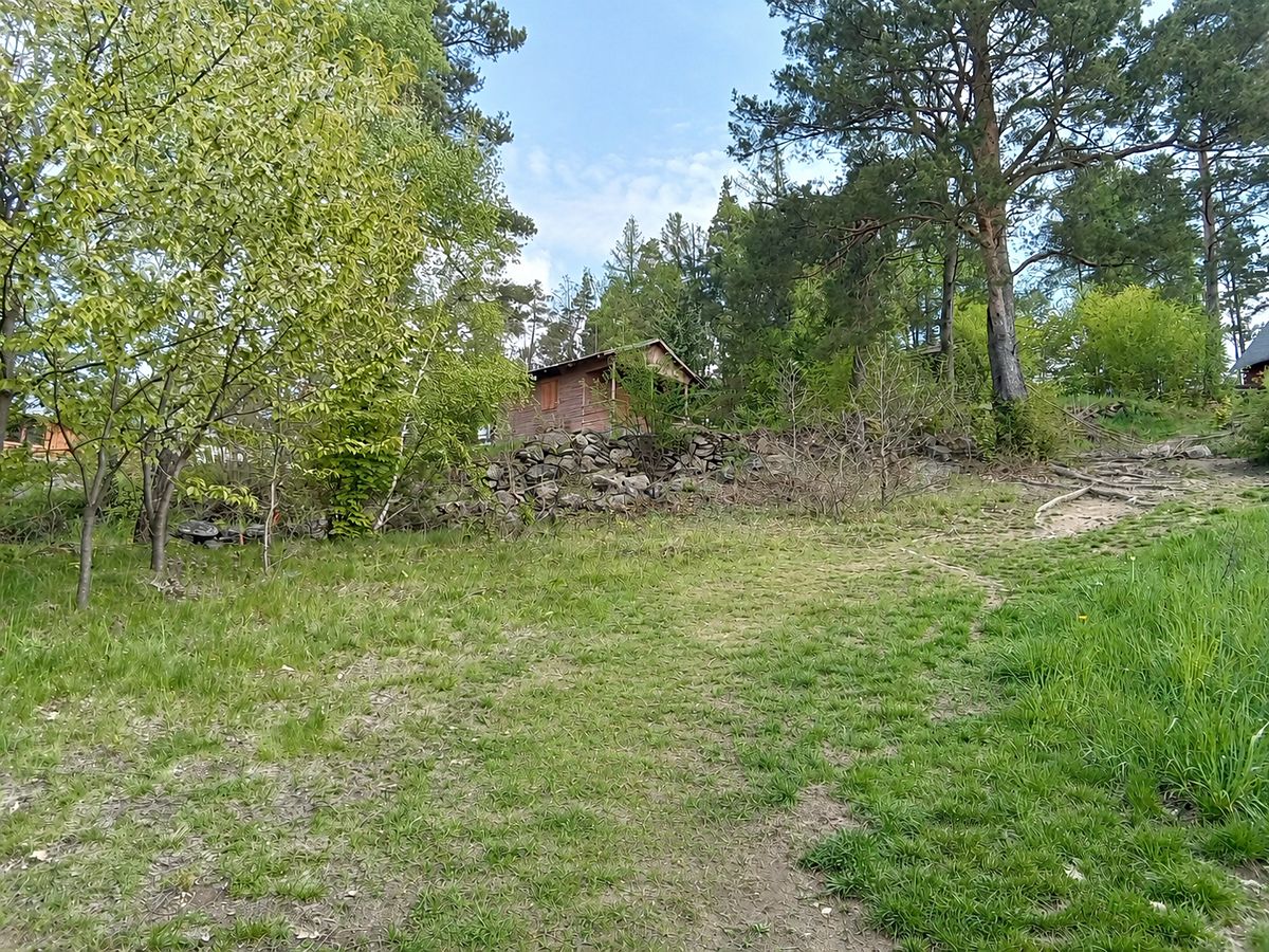 Prodej stavebního pozemku 331 m² – fotografie 2