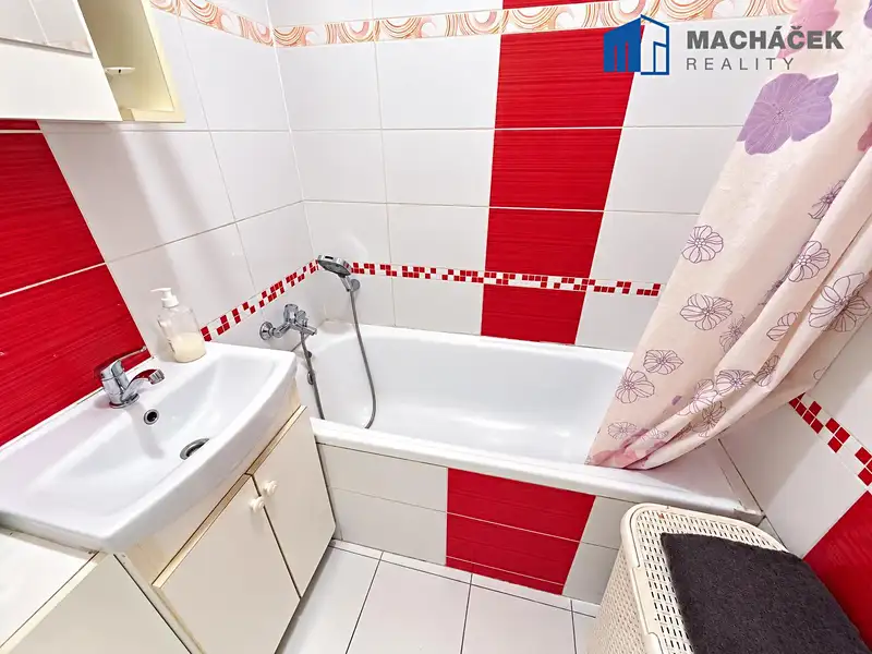 Prodej bytu 2+1 52 m², Duchcov – náhled fotky 3