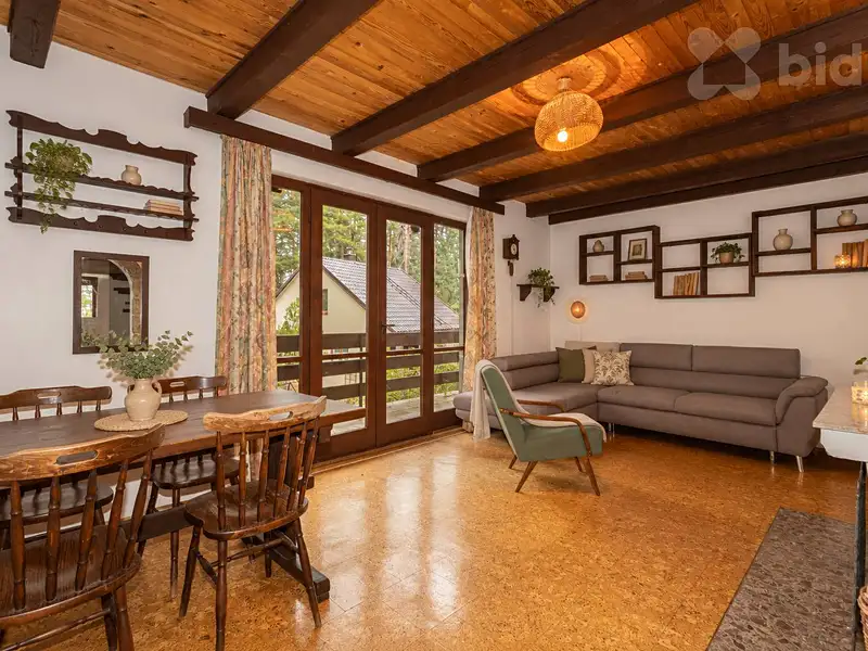 Prodej chaty 140 m², pozemek 391 m², Hradce – náhled fotky 2