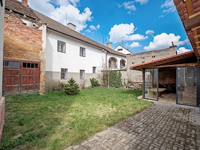 Gewerbefläche zum Kauf, 240 m² (2 von 27)