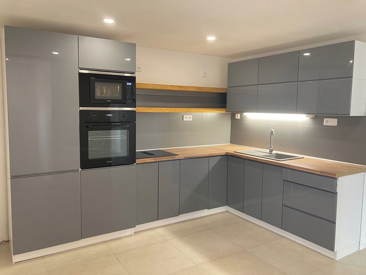 Pronájem vícegeneračního domu 140 m², pozemek 357 m²