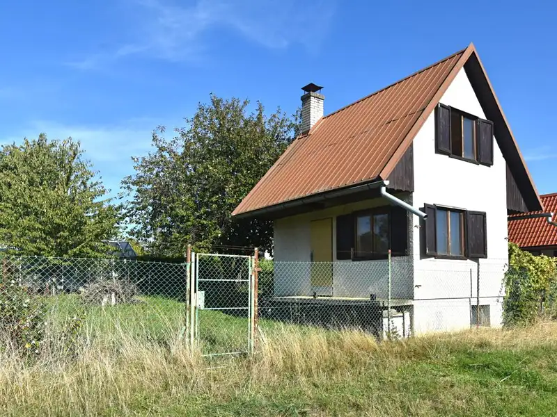 Prodej chaty 213 m², pozemek 213 m², Praha – náhled fotky 1