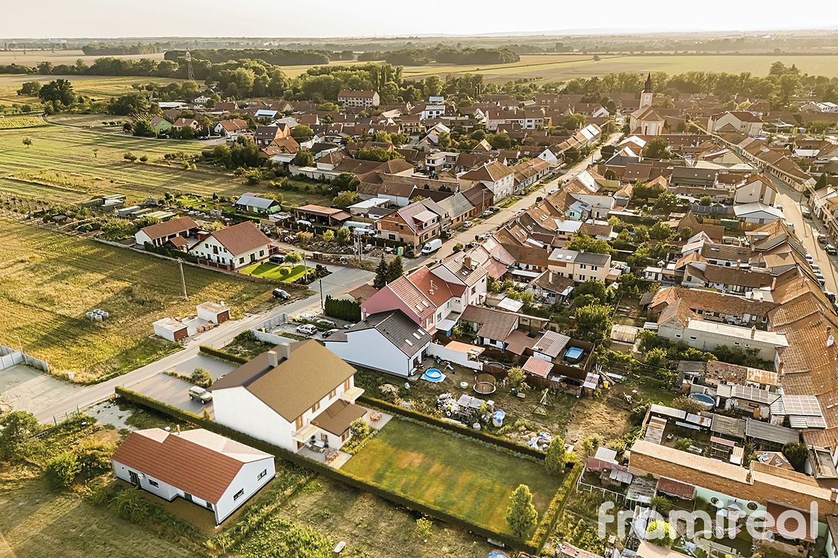 Prodej stavebního pozemku 500 m² – fotografie 2