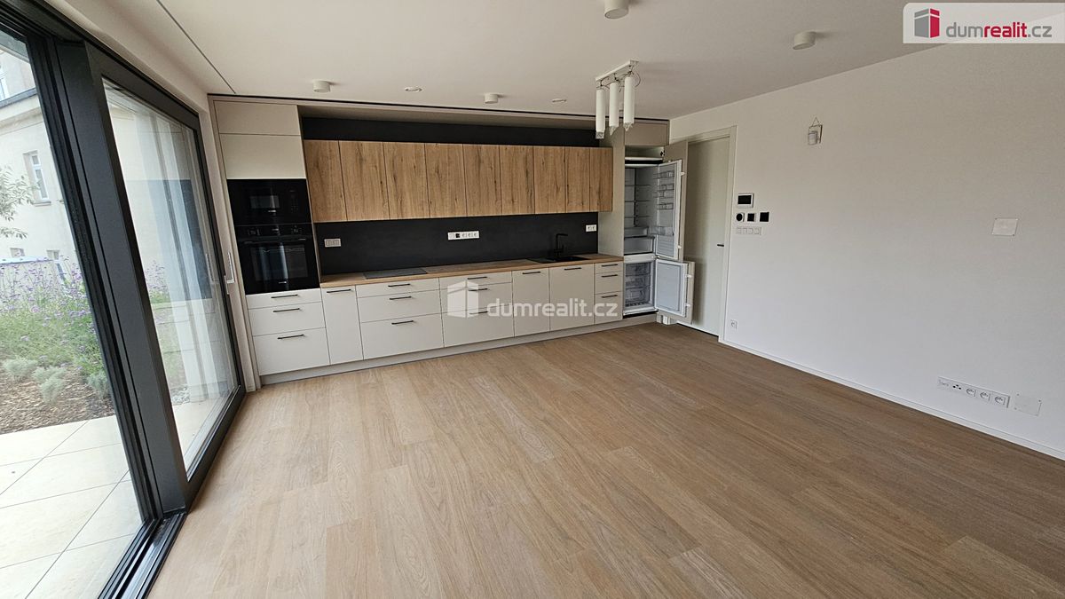 Pronájem bytu 2+kk 72 m² – fotografie 5