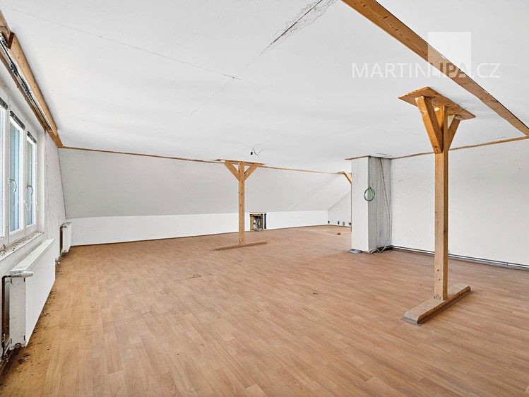 Prodej domu, 326 m² (34 z 92)