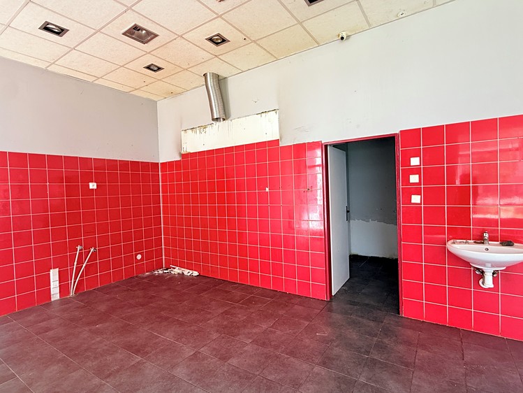 Комерційне приміщення в оренду, 85 м² (3 з 6)