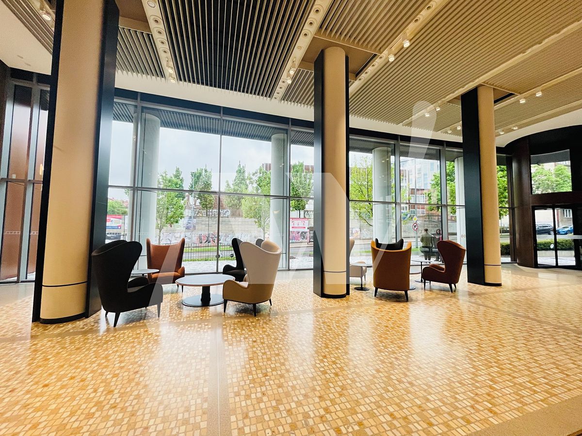 Pronájem kanceláře 537 m² – fotografie 2