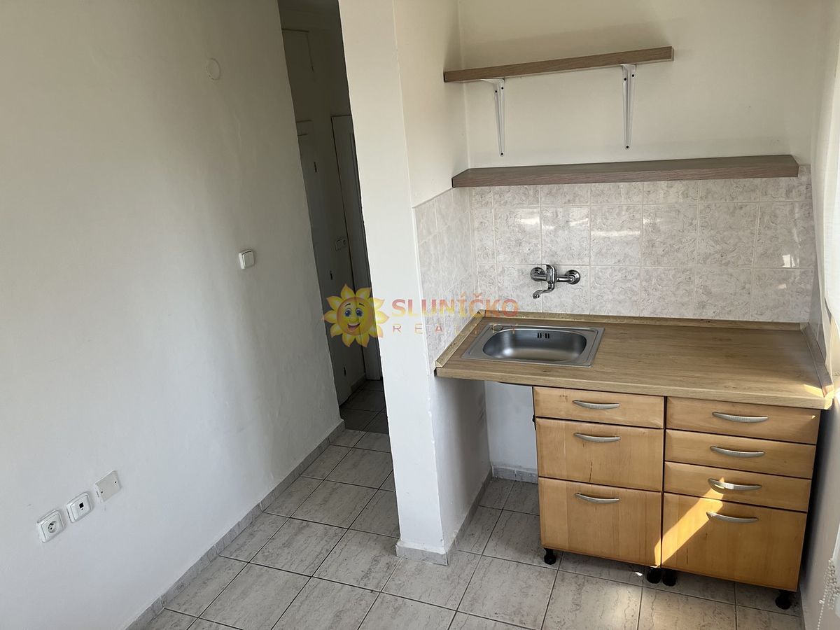 Pronájem bytu 2+1 55 m² – fotografie 4
