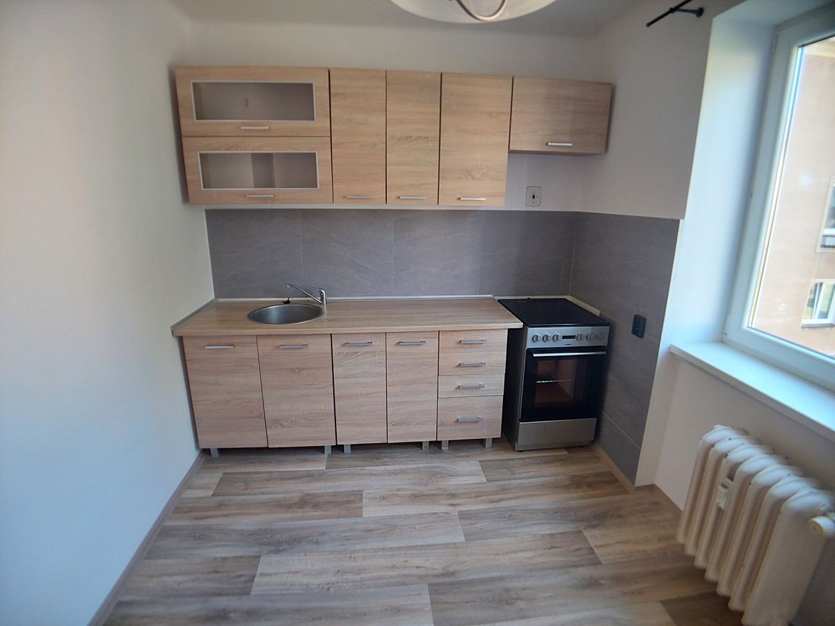 Pronájem bytu 1+1 34 m², Sezimovo Ústí – fotka 1 z 3