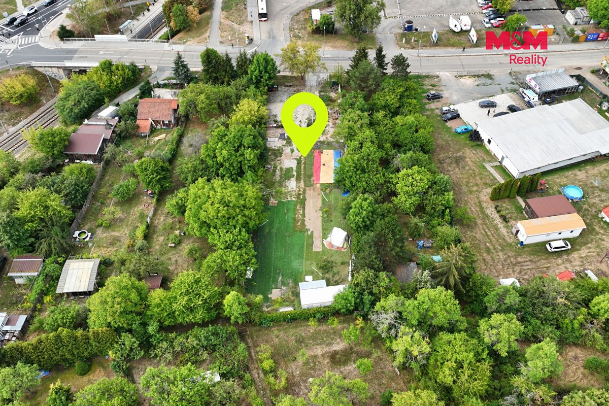 Prodej stavebního pozemku 380 m² – fotografie 5