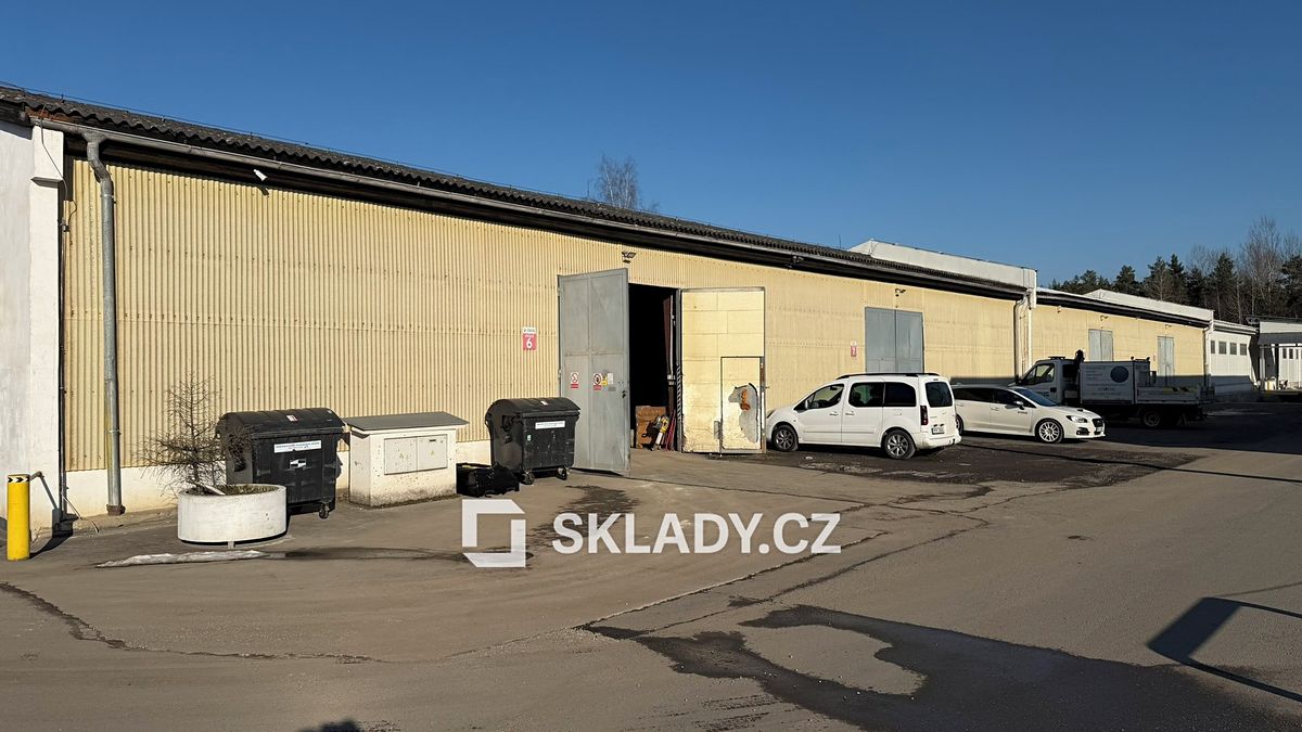 Pronájem skladového prostoru 745 m²