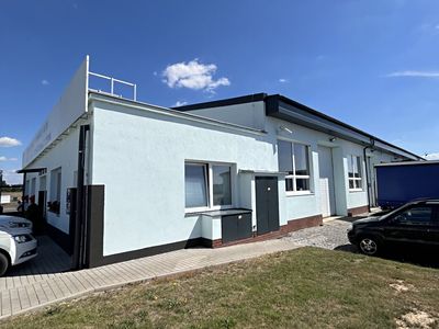 Pronájem skladového prostoru 240 m²