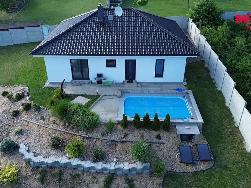 Prodej rodinného domu 92 m², pozemek 1009 m², Dražeň – náhled fotky 2