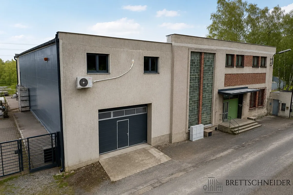 Pronájem skladového prostoru 112 m²