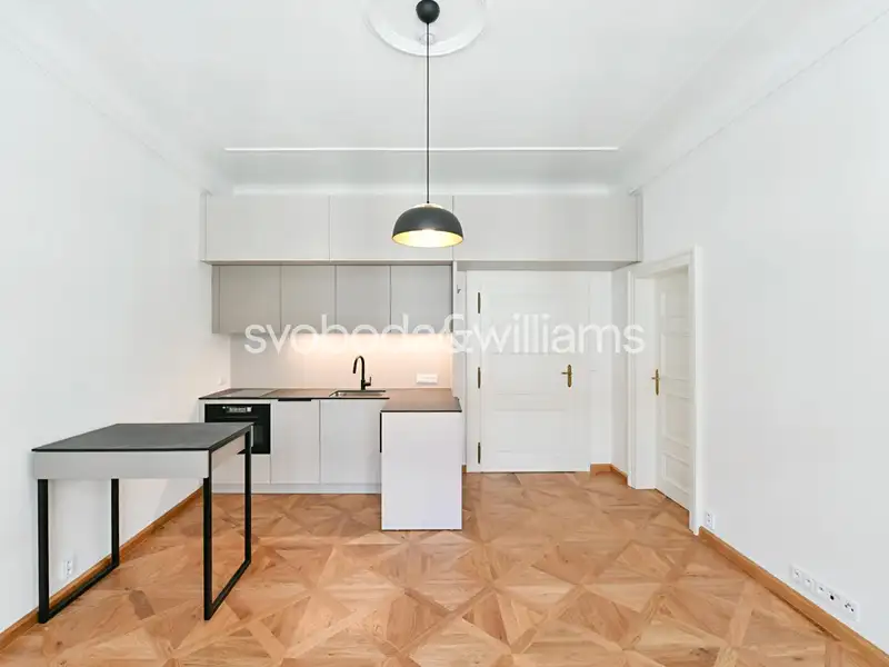 Pronájem bytu 2+kk 38 m², Praha – náhled fotky 2