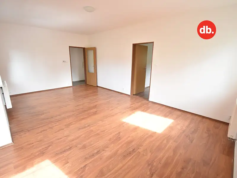 Pronájem bytu 2+1 56 m², Karlovy Vary – náhled fotky 2
