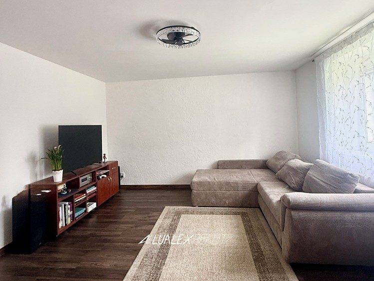 Будинок на продаж, 270 м² (6 з 24)