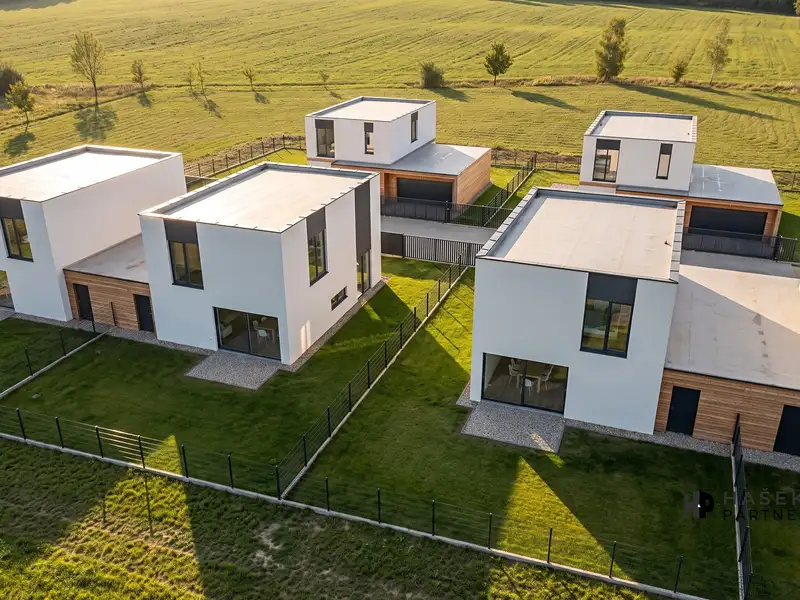 Prodej rodinného domu 195 m², pozemek 543 m², Líbeznice – náhled fotky 3