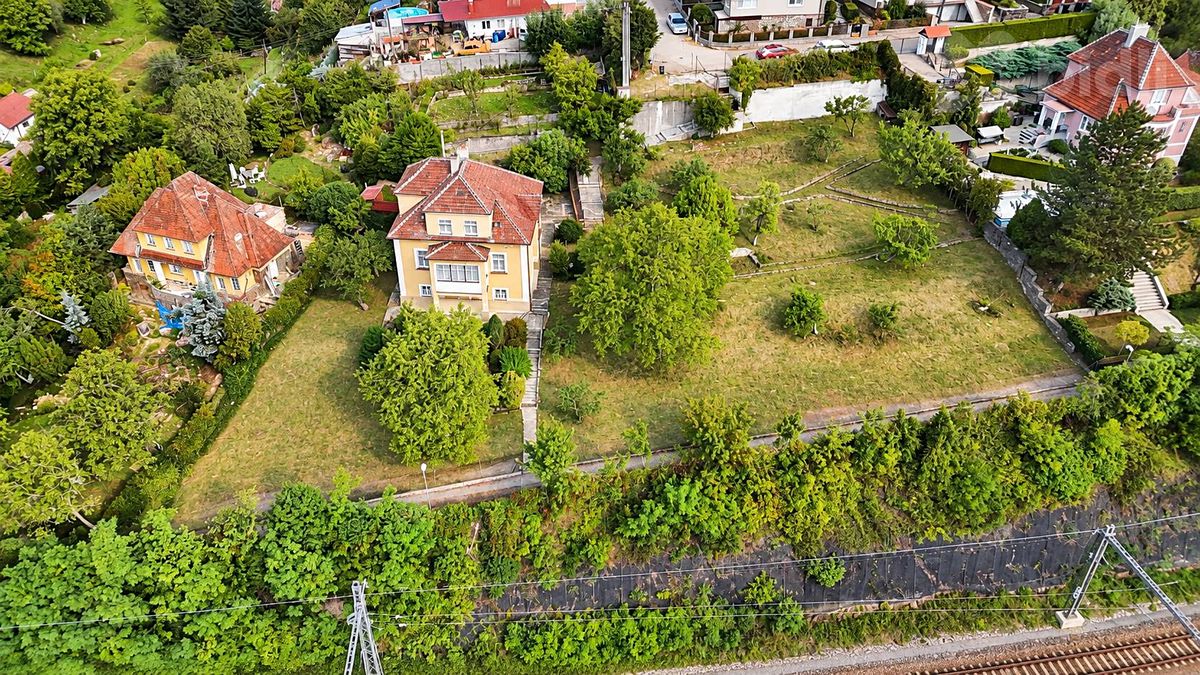 Prodej vily 177 m², pozemek 2250 m² – fotografie 2