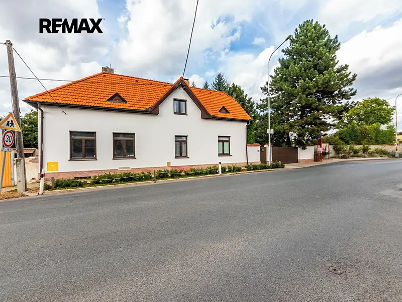 Prodej rodinného domu 344 m², pozemek 1030 m², Zdiby – náhled fotky 1