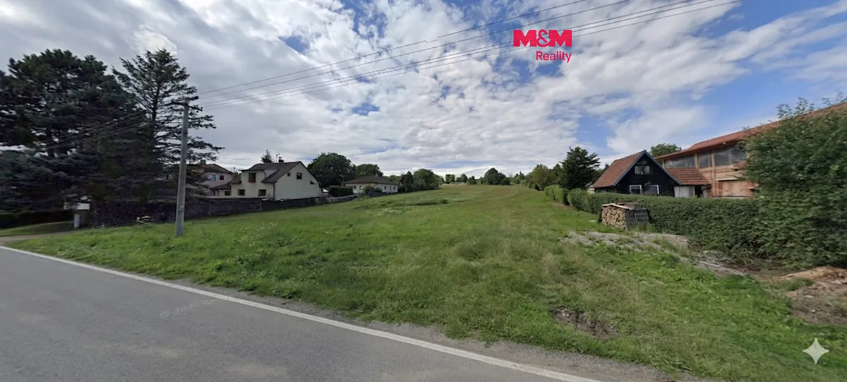 Prodej stavebního pozemku 2821 m²