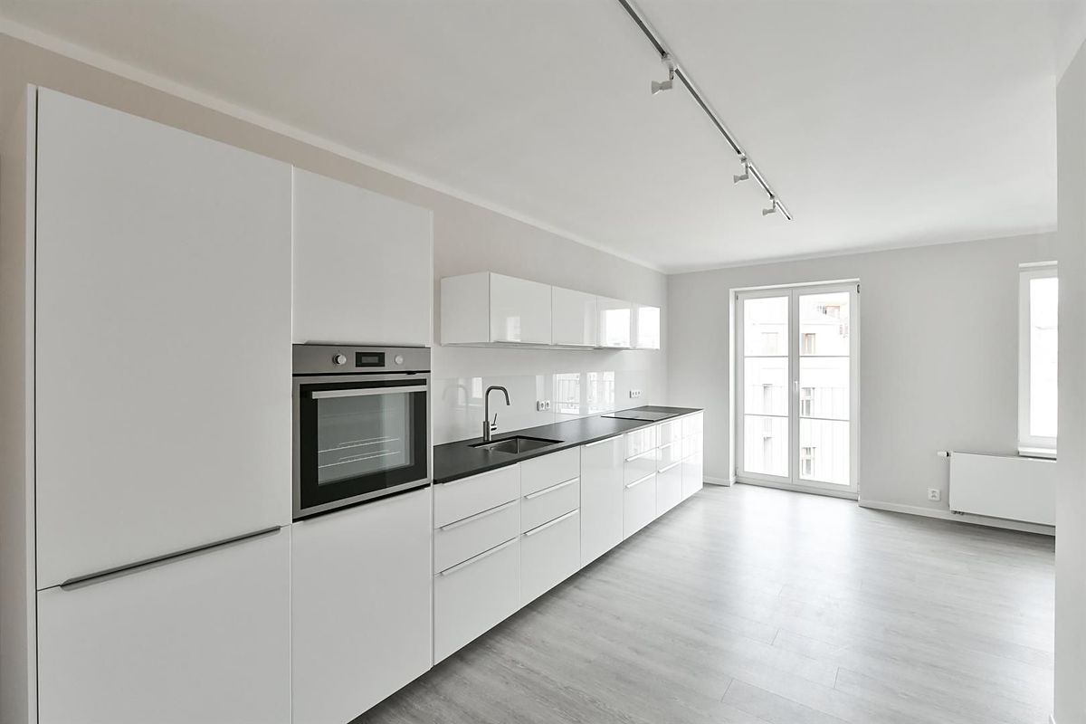 Pronájem bytu 4+kk 98 m²
