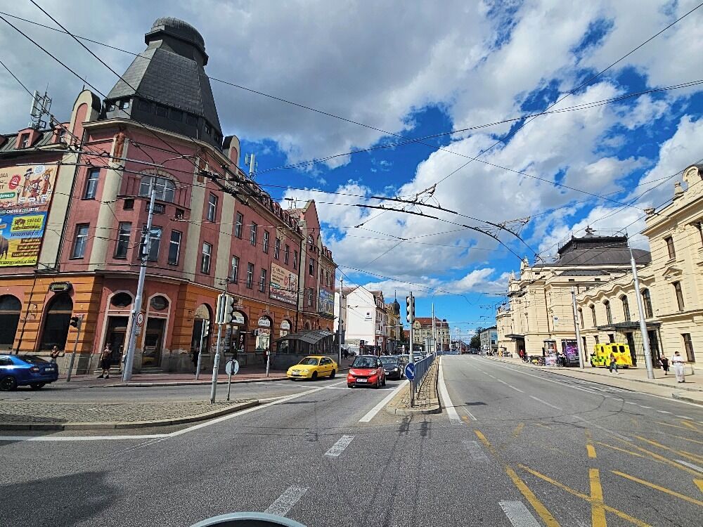 Pronájem obchodního prostoru 132 m²