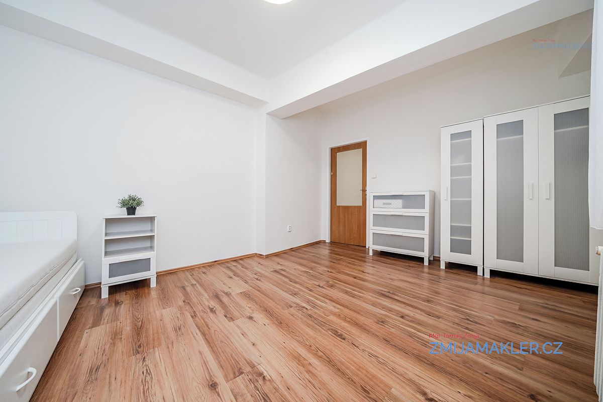 Pronájem bytu 3+1 82 m² – fotografie 4