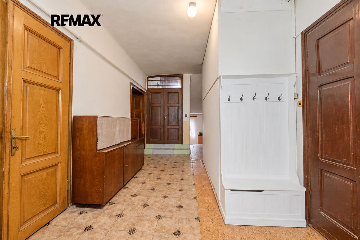 Prodej rodinného domu 100 m², pozemek 770 m² – fotografie 3