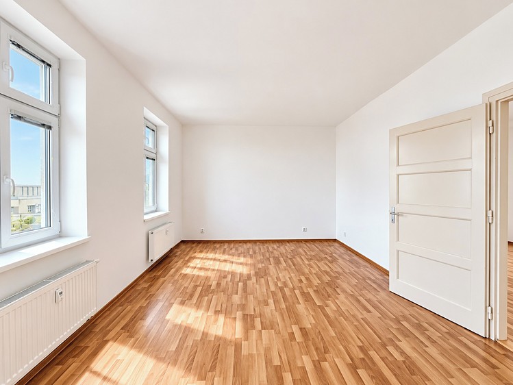 Pronájem bytu 2+1, 72 m² (7 z 14)