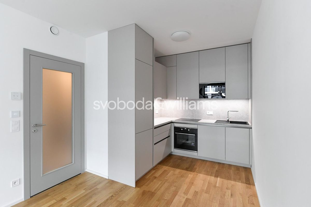 Pronájem bytu 2+kk 50 m² – fotografie 3