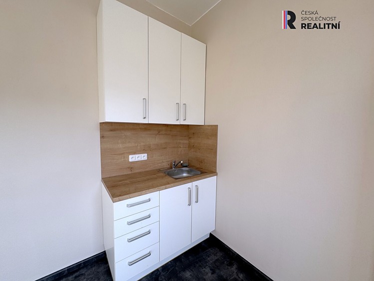 Комерційне приміщення в оренду, 39 м² (3 з 9)
