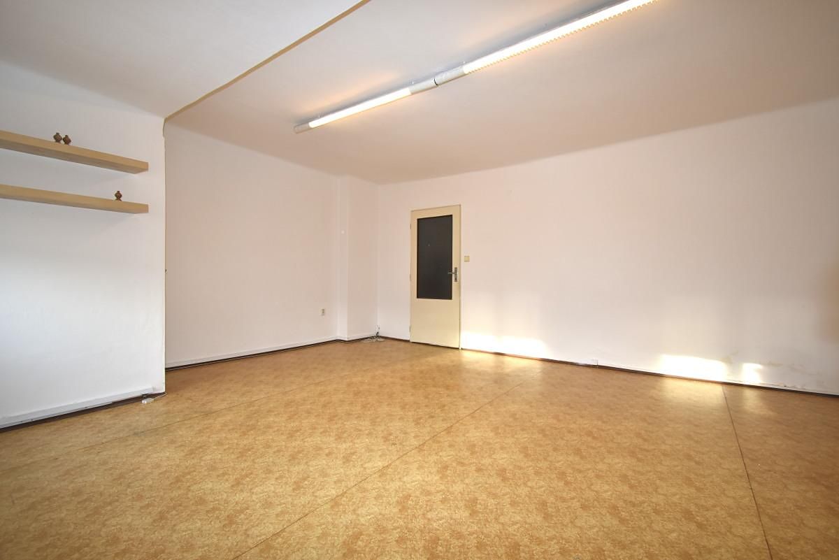 Pronájem bytu 1+kk 36 m² – fotografie 3