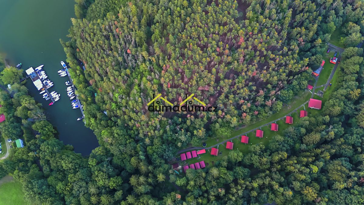 Prodej stavebního pozemku 8775 m²