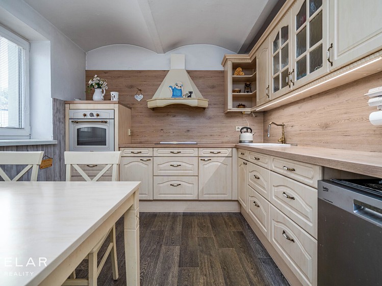 Prodej domu, 165 m² (18 z 38)