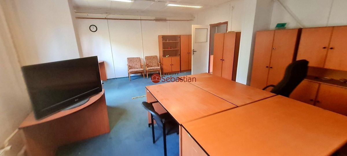 Pronájem výrobní haly, prostoru 340 m² – fotografie 2