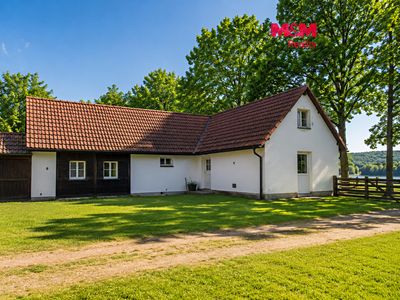 Prodej rodinného domu 135 m², pozemek 2628 m²