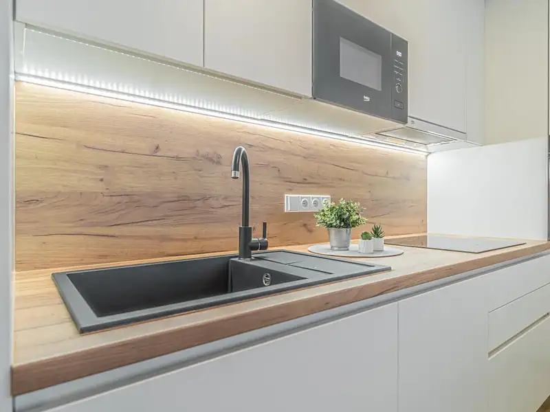 Pronájem bytu 3+kk 82 m², Praha – náhled fotky 3