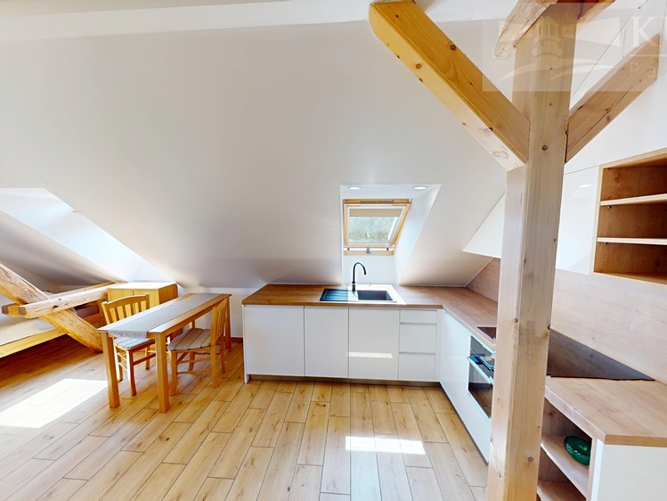 Pronájem bytu 1+kk, 22 m² (24 z 31)