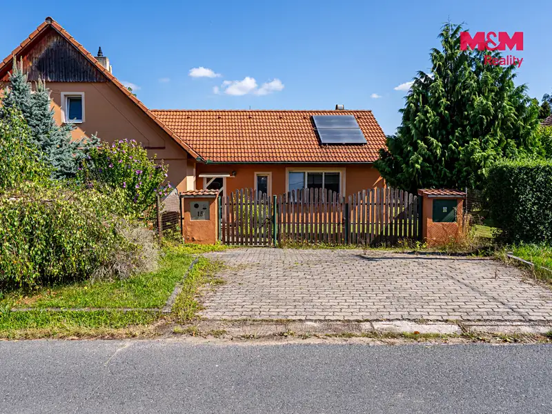 Prodej rodinného domu 150 m², pozemek 1135 m², Pardubice – náhled fotky 2