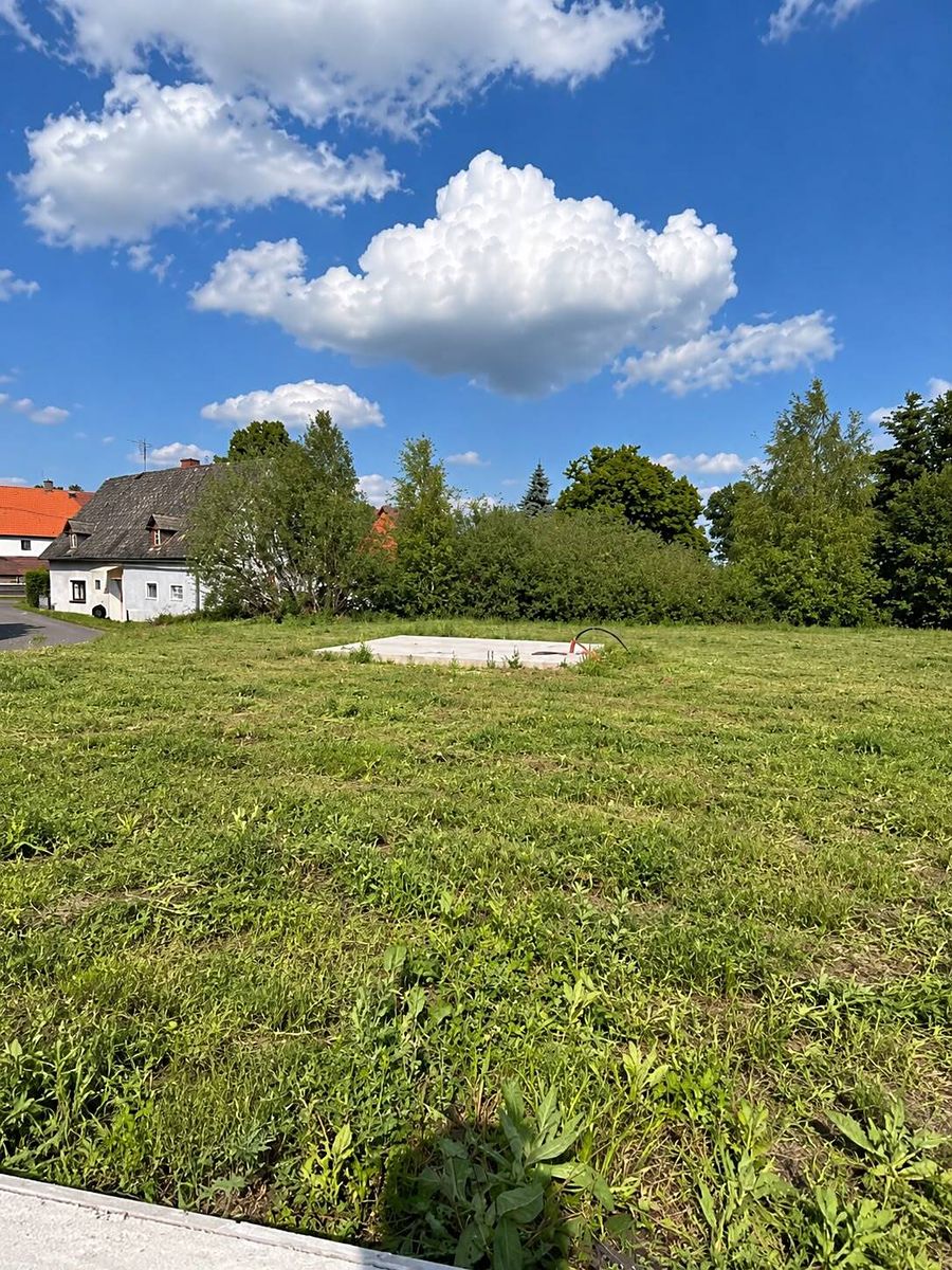 Prodej stavebního pozemku 1778 m² – fotografie 2