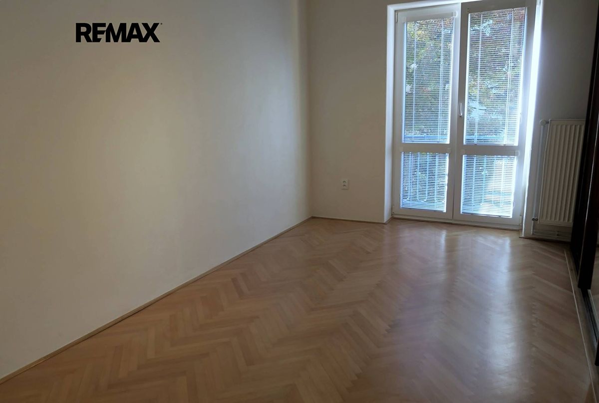 Pronájem bytu 3+1 63 m² – fotografie 4