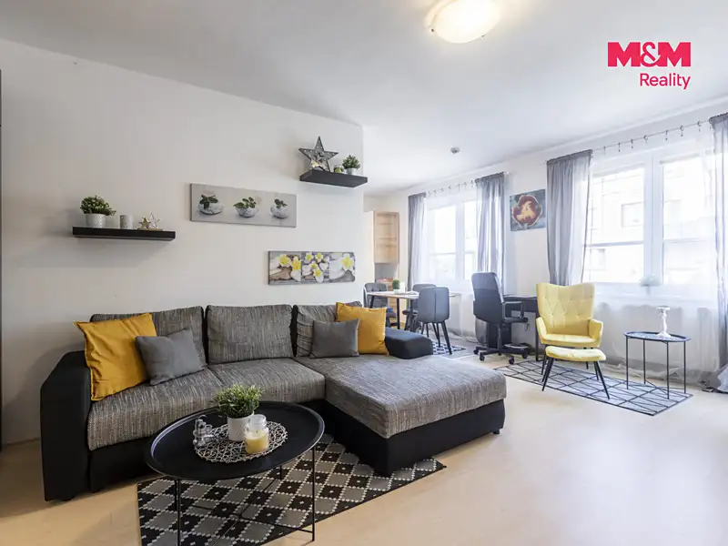 Pronájem bytu 3+kk 84 m², Praha – náhled fotky 2