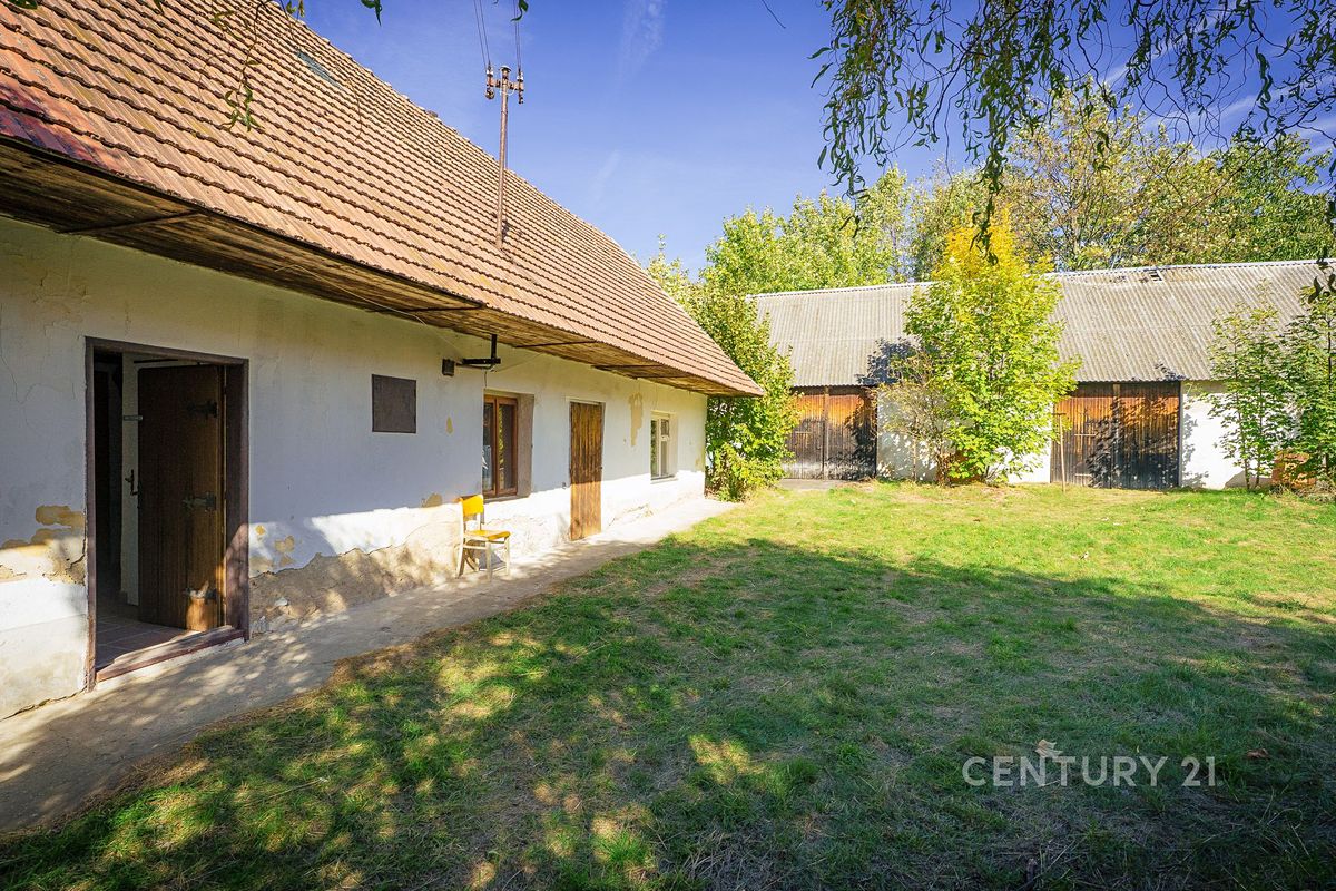 Prodej rodinného domu 117 m², pozemek 1901 m² – fotografie 3