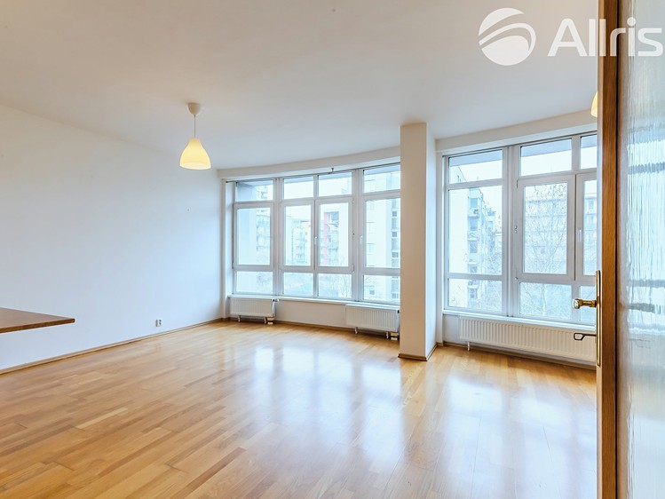 Prodej bytu 3+kk, 75 m² (7 z 32)
